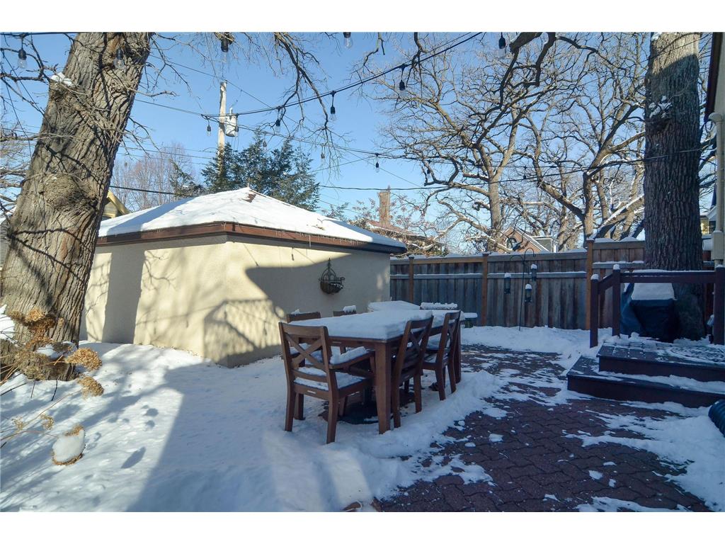 11 Crocus Hill, Saint Paul, MN, 55102 MLS 6479169 Edina Realty