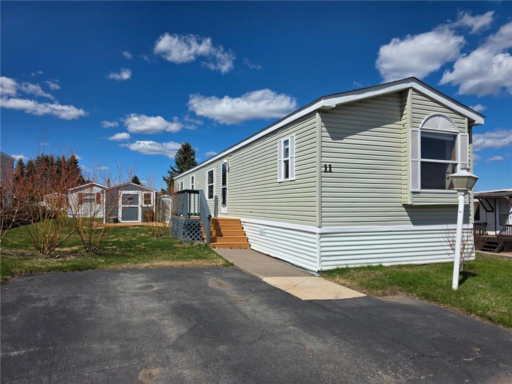 11 Holly Lane Duluth MN 55810 7074018 image1
