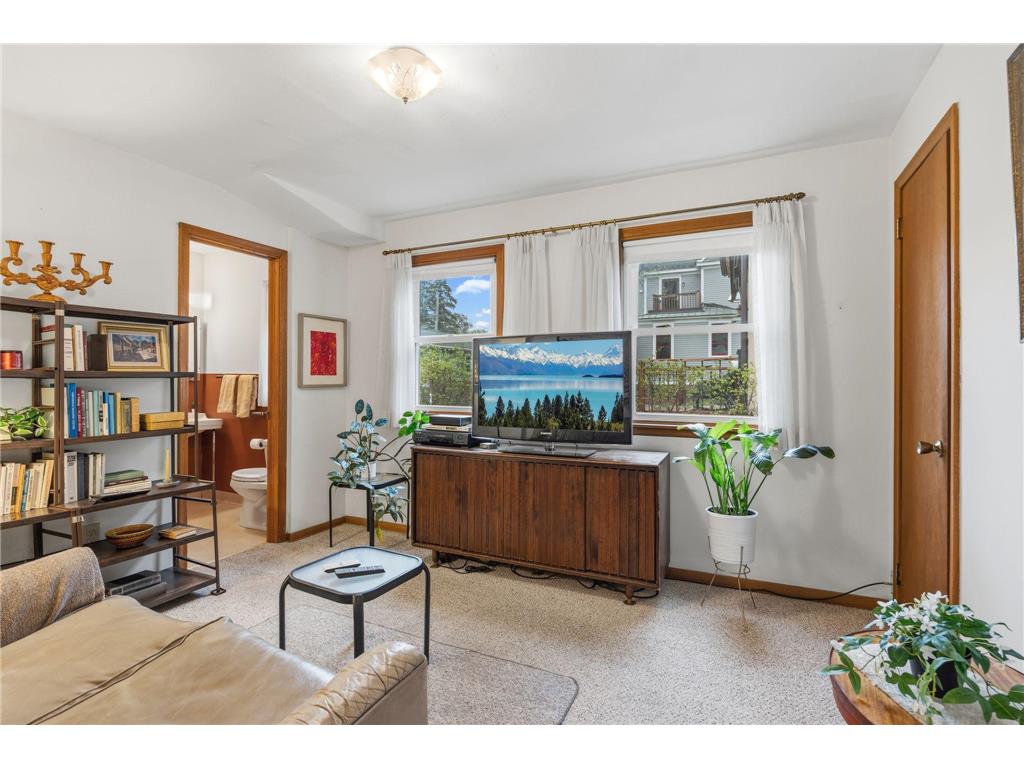 11 Ludlow Avenue Saint Paul MN 55108 7032988 image16