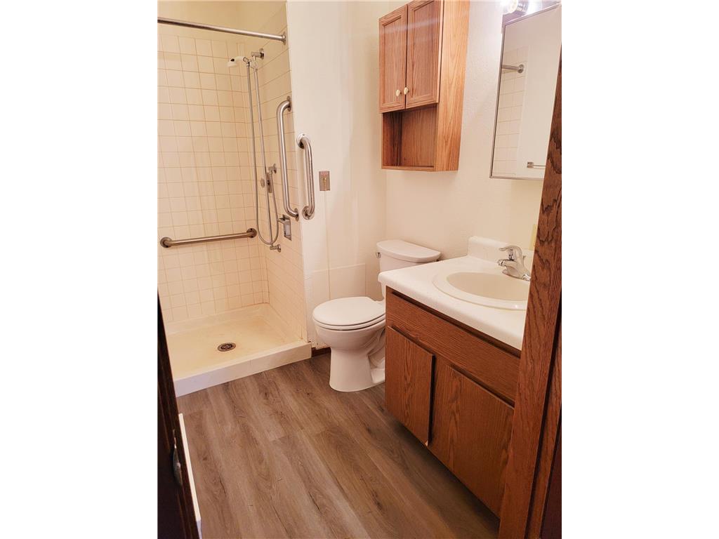 11 Park Street N #119 Fairfax MN 55332 6710121 image13