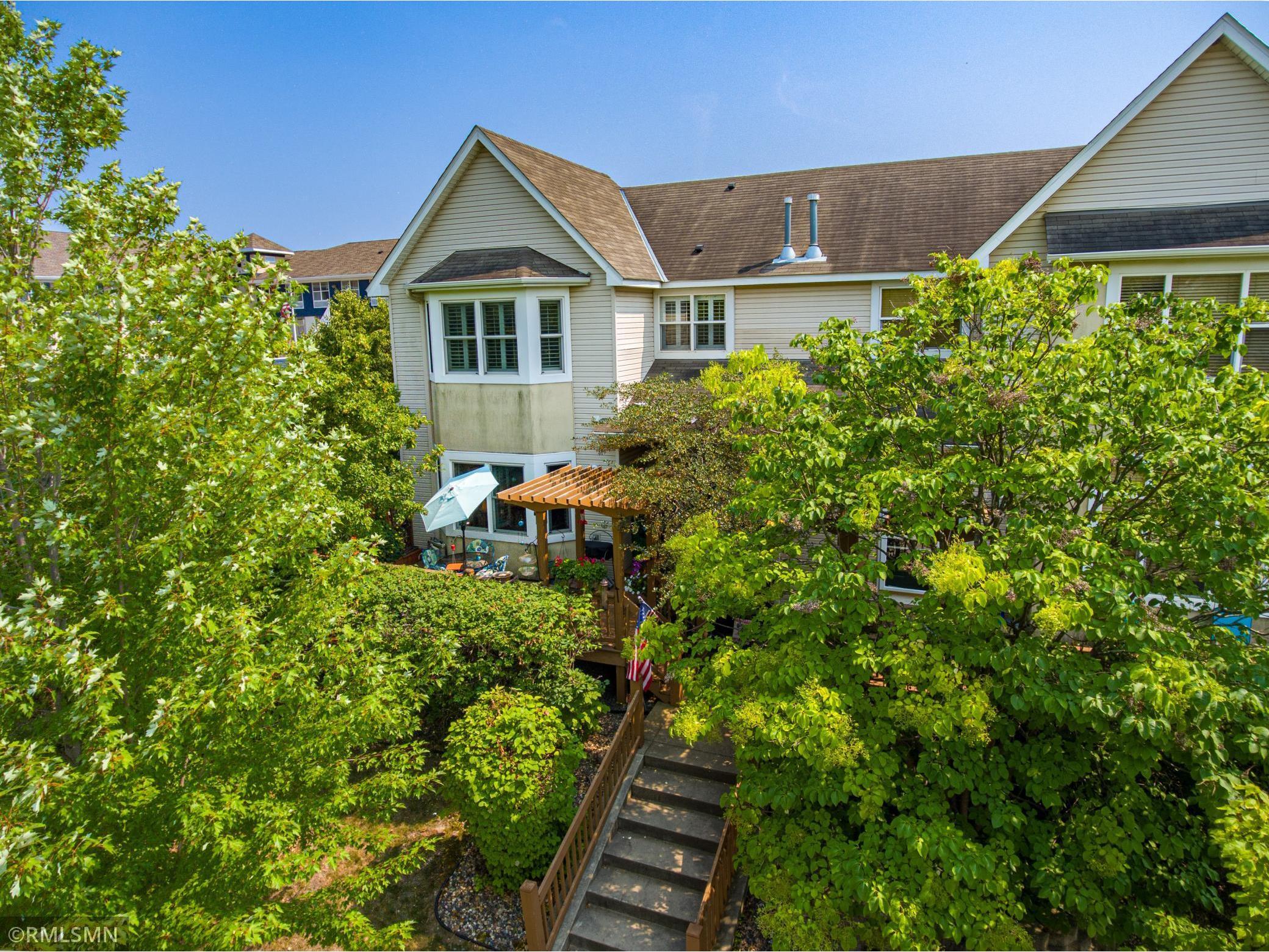 11 River Bend Place, Chaska, MN 55318 MLS 6029629 Edina Realty