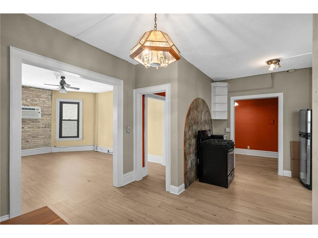 11 S 12th Street #303 Minneapolis MN 55403 7075699 image11