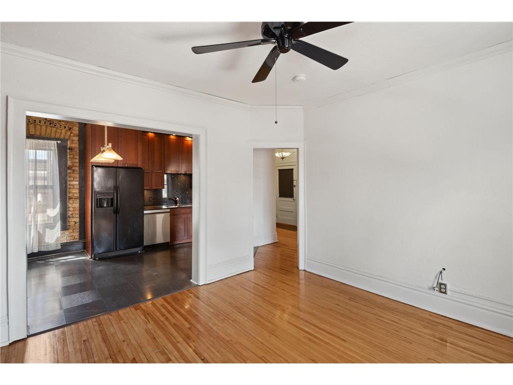 11 S 12th Street #402 Minneapolis MN 55403 7072171 image25