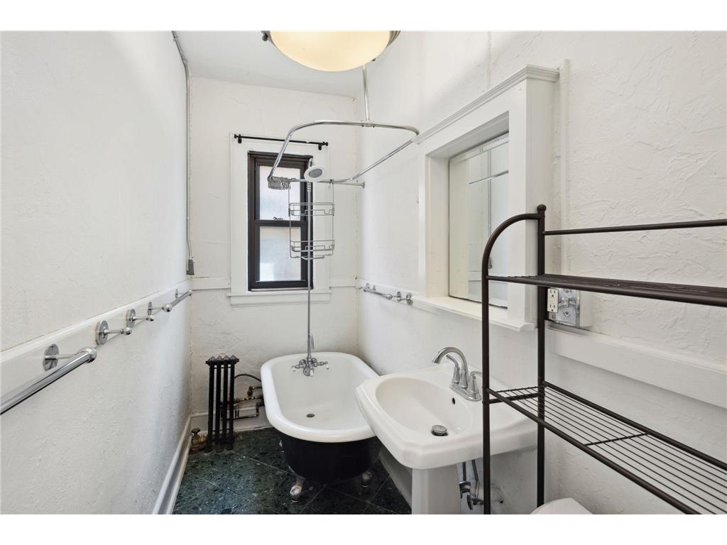 11 S 12th Street #402 Minneapolis MN 55403 7072171 image29