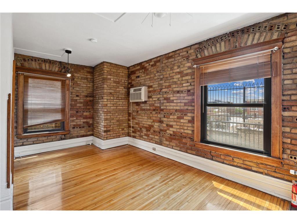 11 S 12th Street #402 Minneapolis MN 55403 7072171 image30