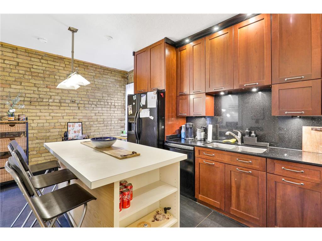 11 S 12th Street #402 Minneapolis MN 55403 7072171 image6