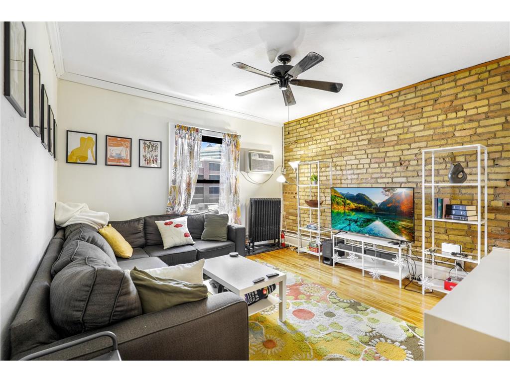 11 S 12th Street #402 Minneapolis MN 55403 7072171 image9