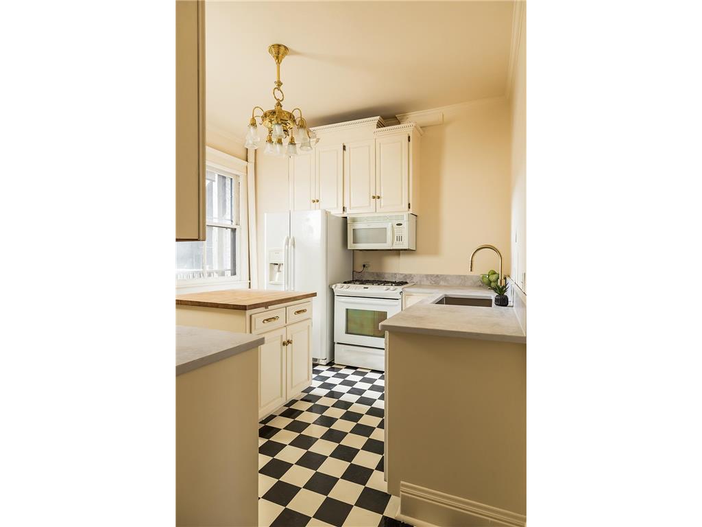 11 Summit Court #11 Saint Paul MN 55102 7074672 image24
