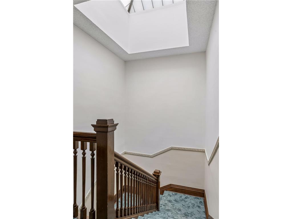 11 Summit Court #16 Saint Paul MN 55102 7048939 image58