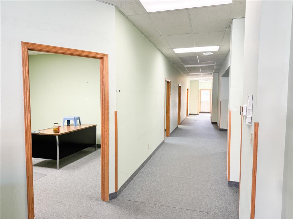 110 - 112 E Lincoln Avenue Fergus Falls MN 56537 6619501 image12