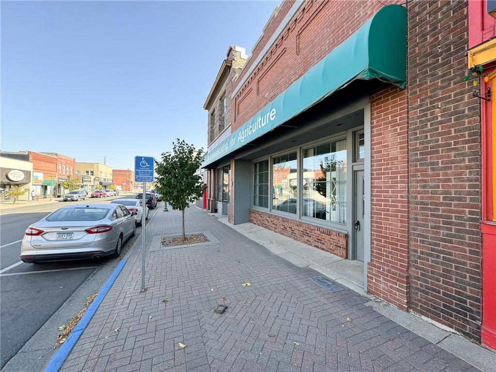110 - 112 E Lincoln Avenue Fergus Falls MN 56537 6619501 image42