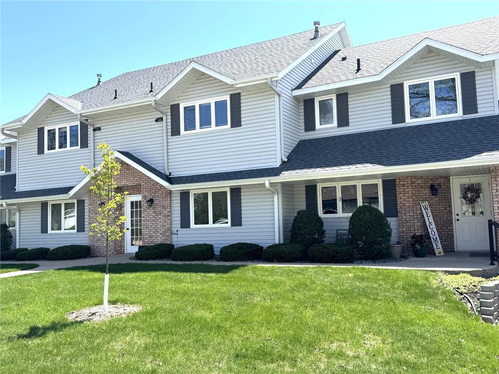 110 1st Avenue NE #6 New London MN 56273 6531267 image1