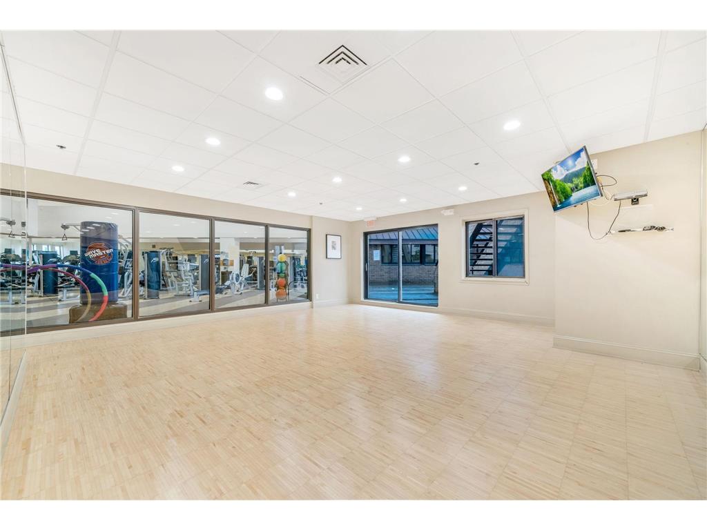 110 1st Avenue NE #F1502 Minneapolis MN 55413 - Mississippi 7037381 image28