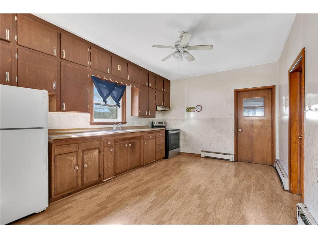110 1st Street SW Melrose MN 56352 7034455 image5