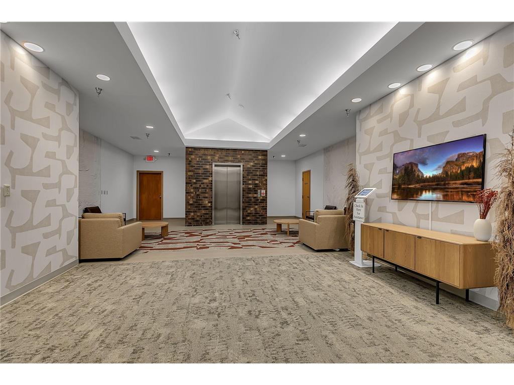 110 2nd Street Waite Park MN 56387 6824264 image9