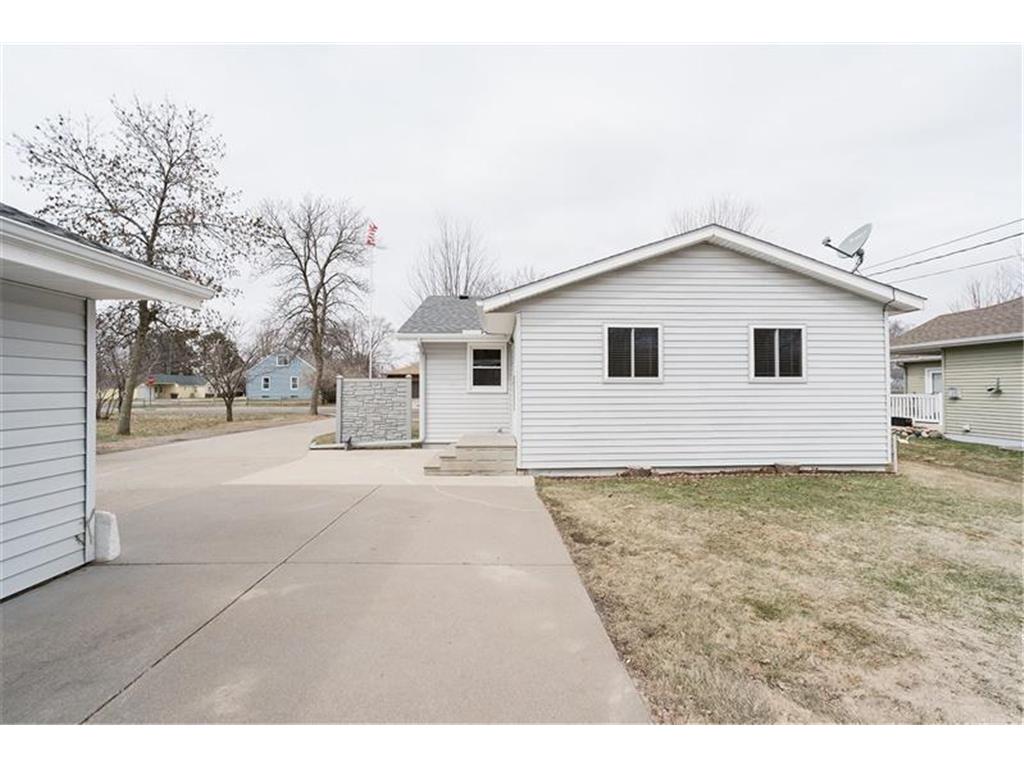 110 3rd Avenue N Waite Park MN 56387 7051430 image30