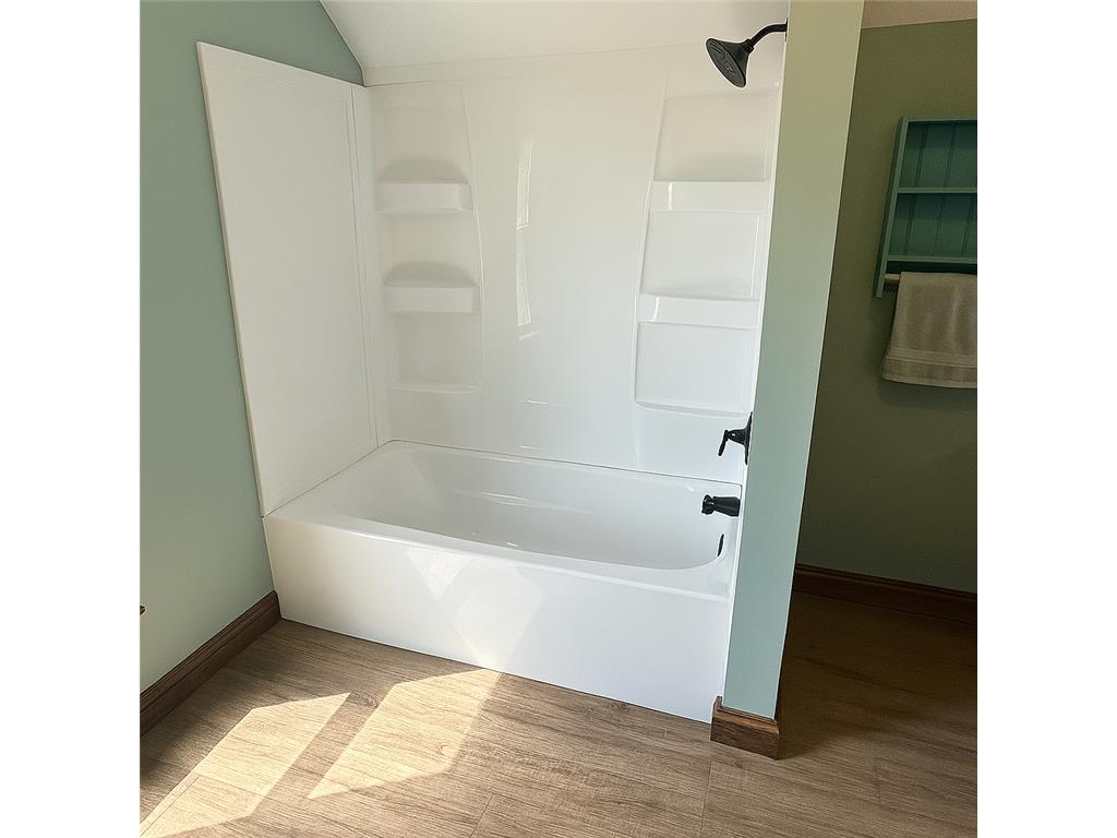 110 4th Street SW Plainview MN 55964 6773018 image17