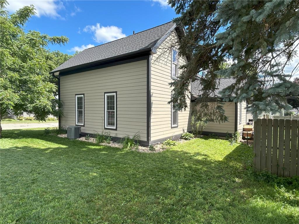 110 4th Street SW Plainview MN 55964 6773018 image20