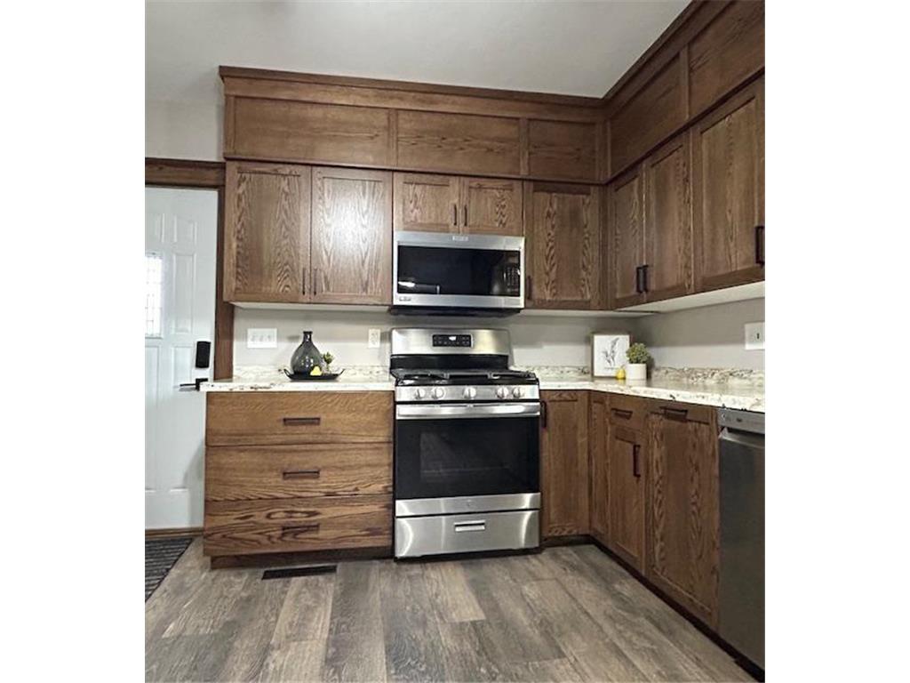 110 4th Street SW Plainview MN 55964 6773018 image5