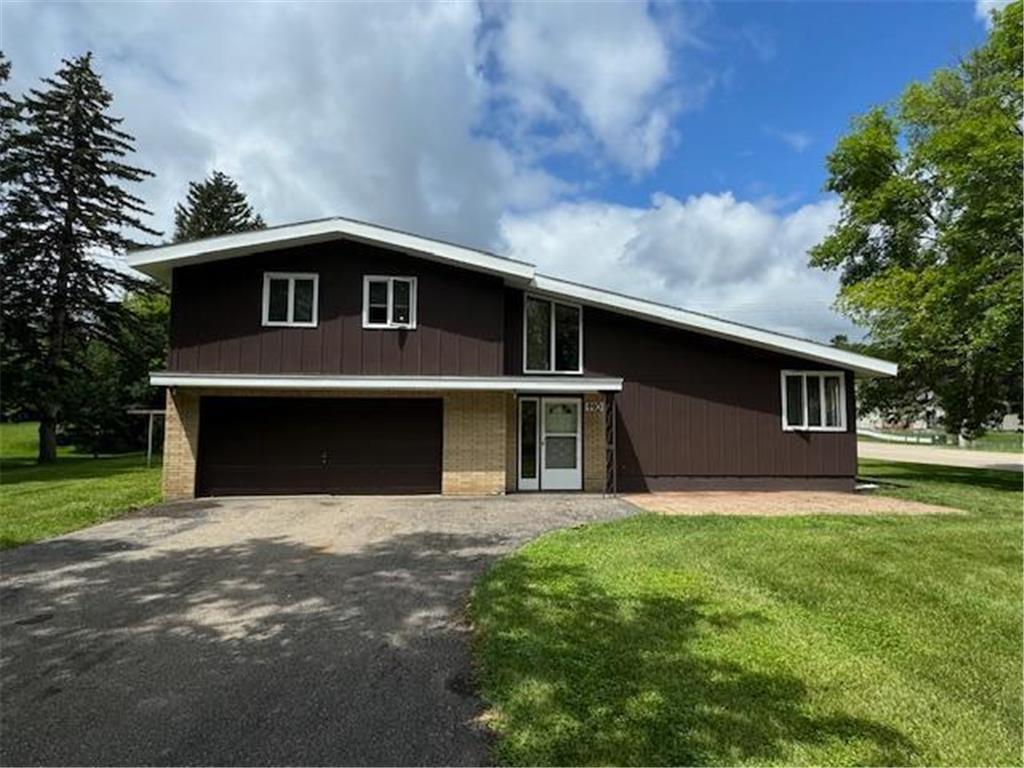 110 8th Avenue SE Elbow Lake MN 56531 6561828 image1