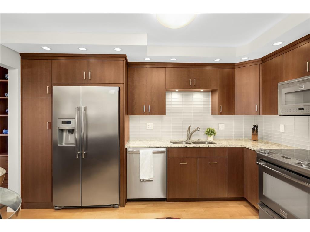 110 Bank Street SE #L1203 Minneapolis MN 55414 - Mississippi 7049549 image8