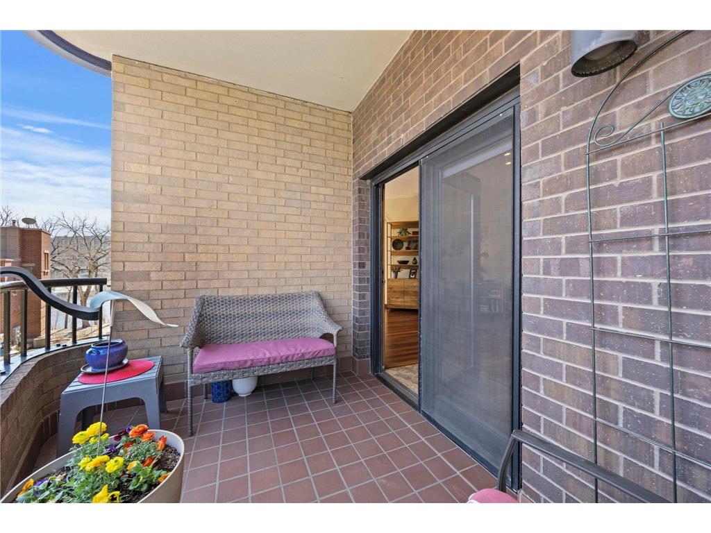 110 Bank Street SE #L201 Minneapolis MN 55414 7051933 image13