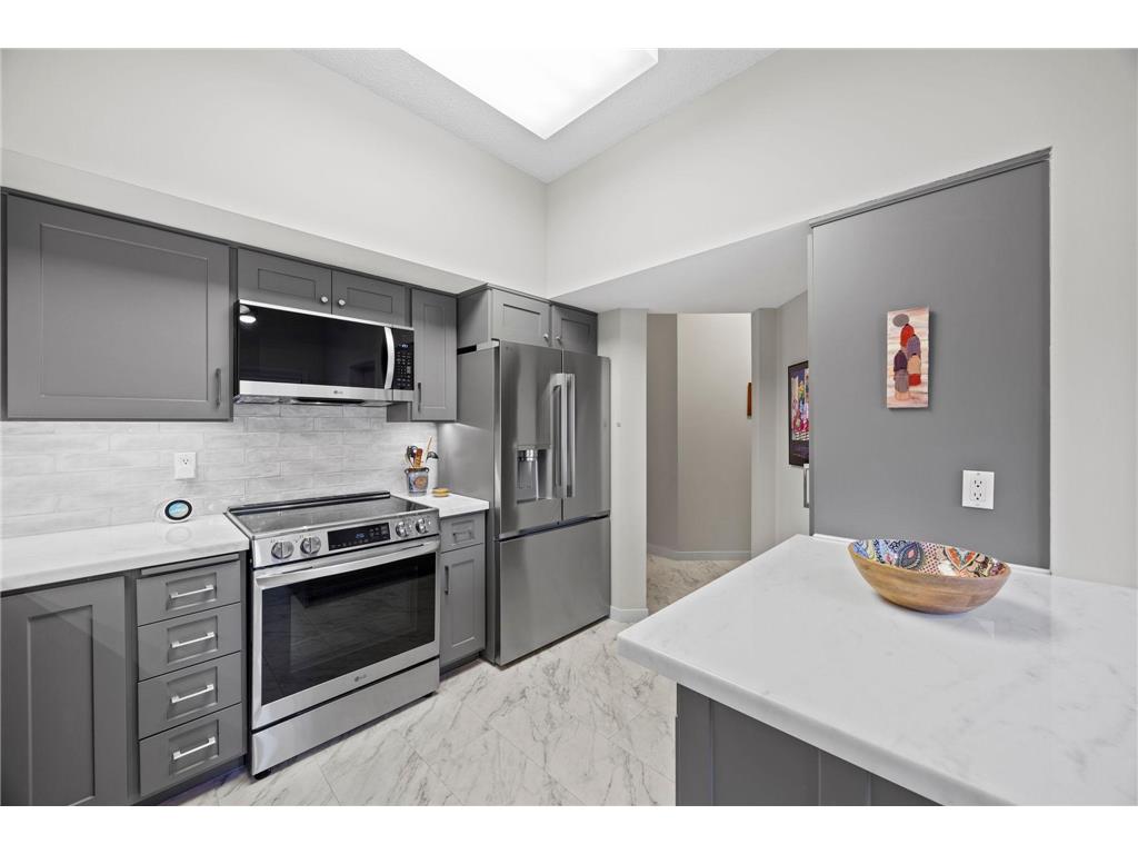 110 Bank Street SE #L201 Minneapolis MN 55414 7051933 image21