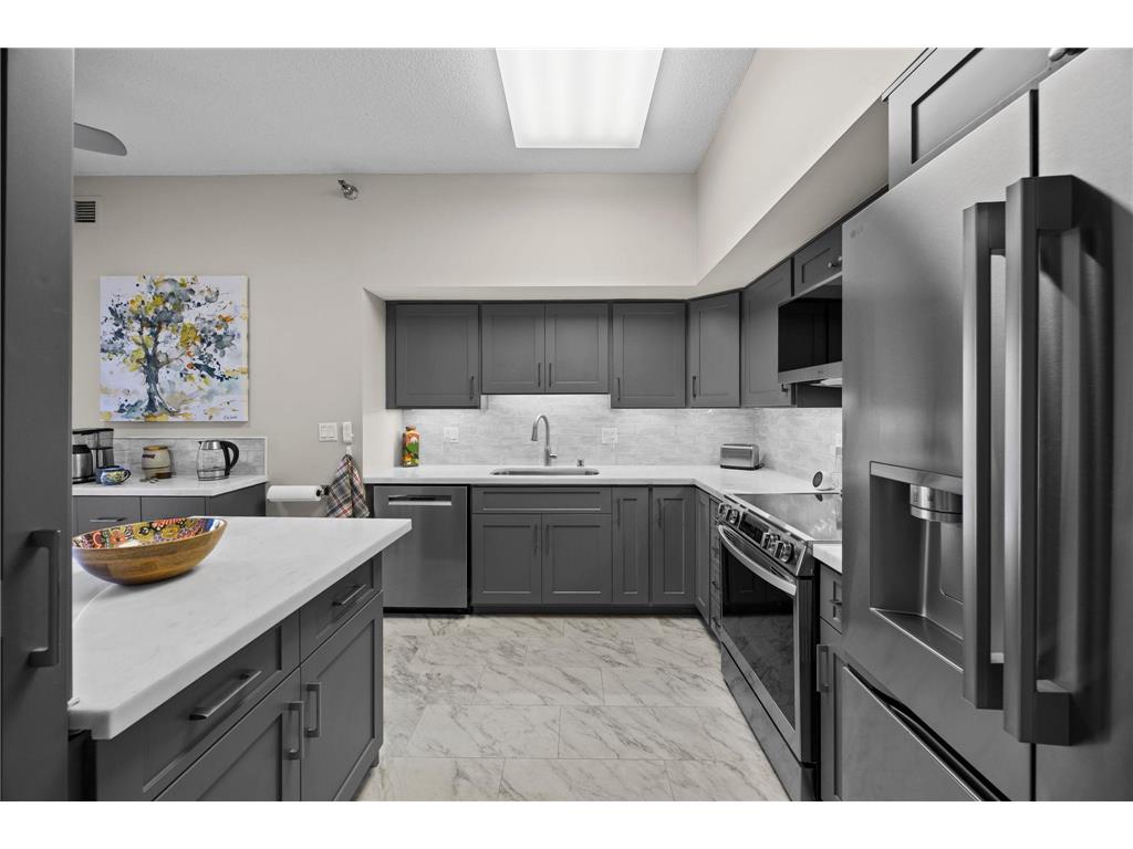 110 Bank Street SE #L201 Minneapolis MN 55414 7051933 image22