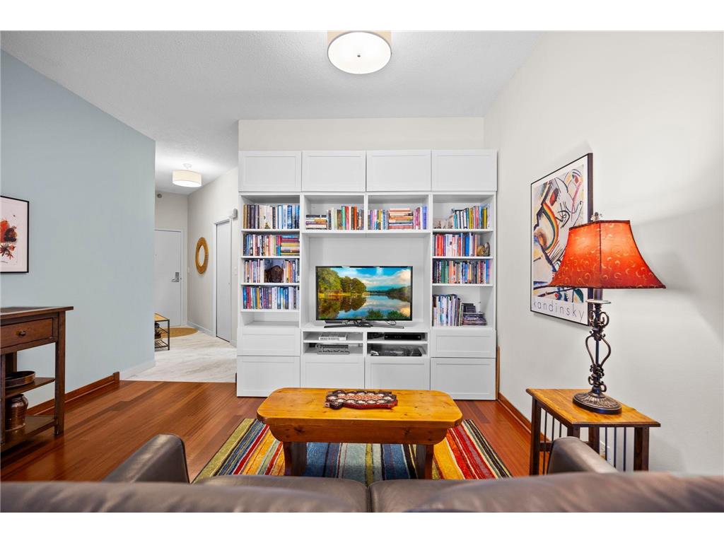 110 Bank Street SE #L201 Minneapolis MN 55414 7051933 image4