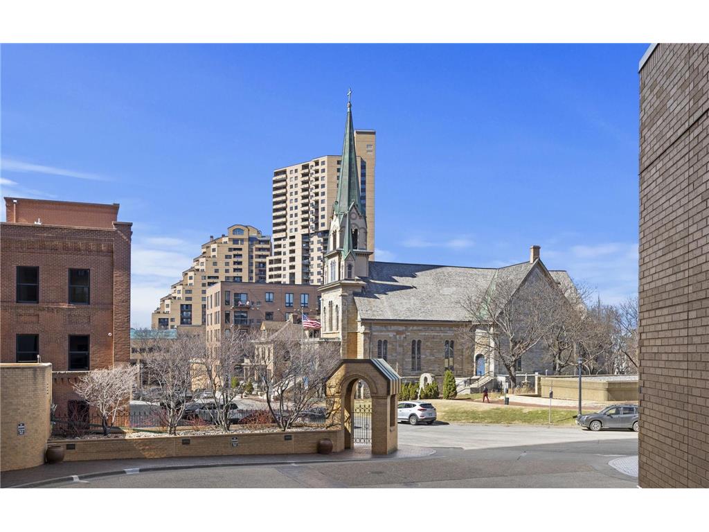 110 Bank Street SE #L201 Minneapolis MN 55414 7051933 image40
