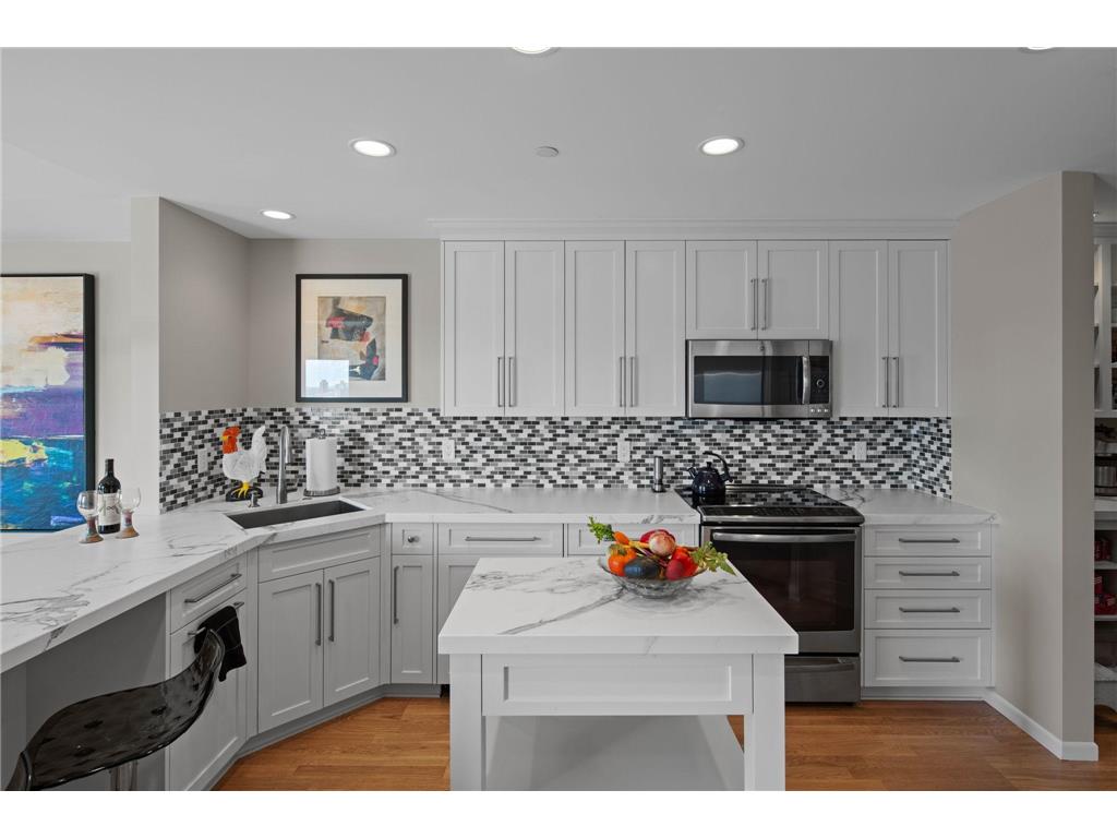 110 Bank Street SE #L2103 Minneapolis MN 55414 7095437 image2