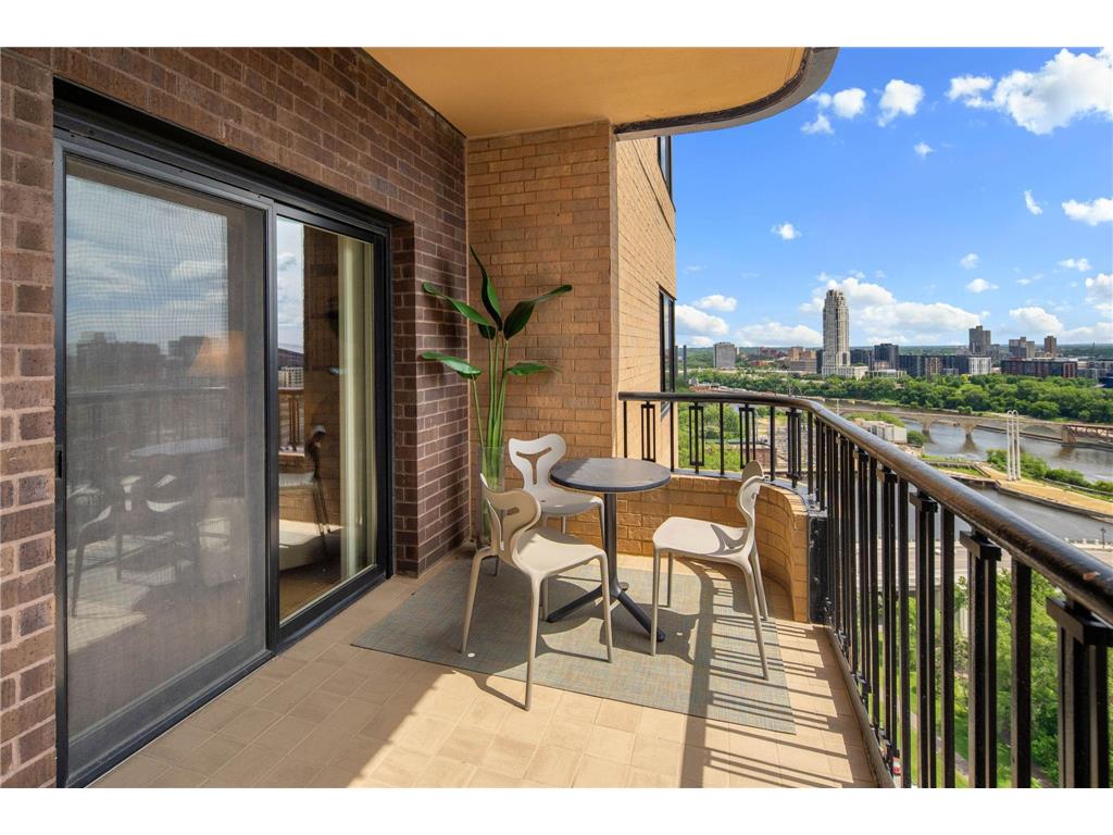 110 Bank Street SE #L2103 Minneapolis MN 55414 7095437 image22