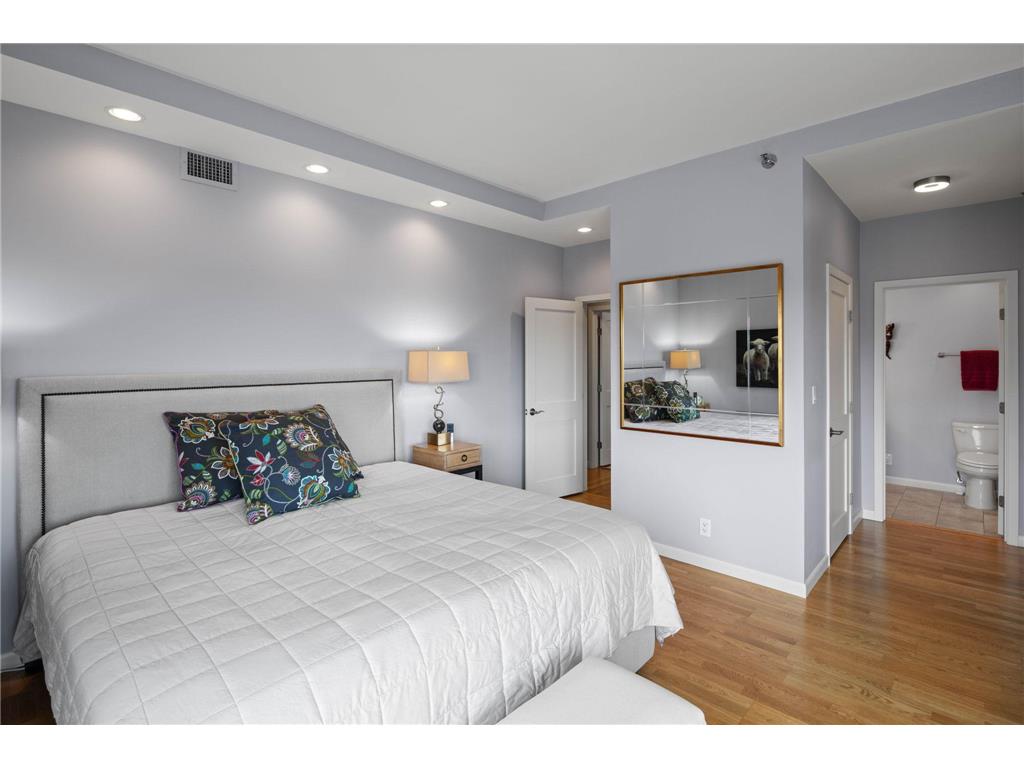 110 Bank Street SE #L2103 Minneapolis MN 55414 7095437 image27