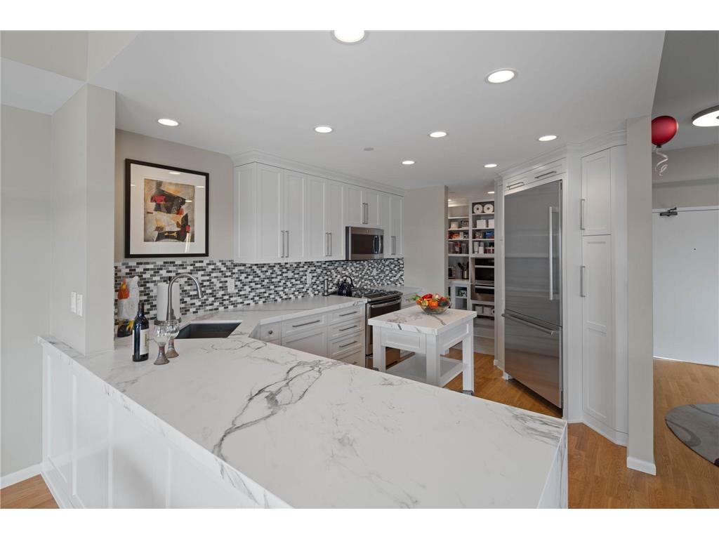 110 Bank Street SE #L2103 Minneapolis MN 55414 7095437 image3