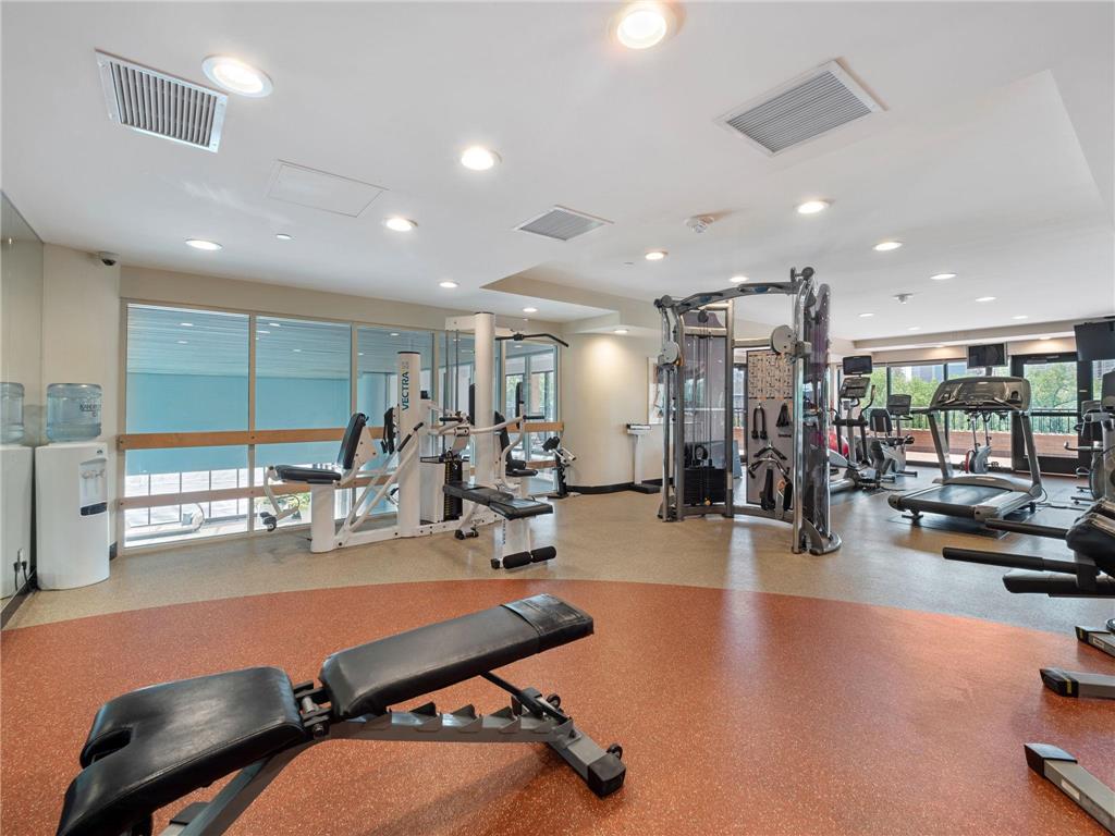 110 Bank Street SE #L2103 Minneapolis MN 55414 7095437 image48