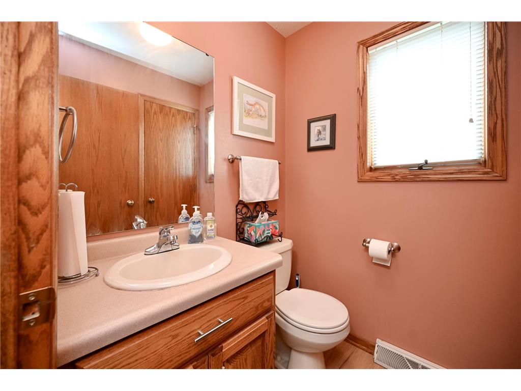 110 Benson Drive Lewiston MN 55952 7092326 image10