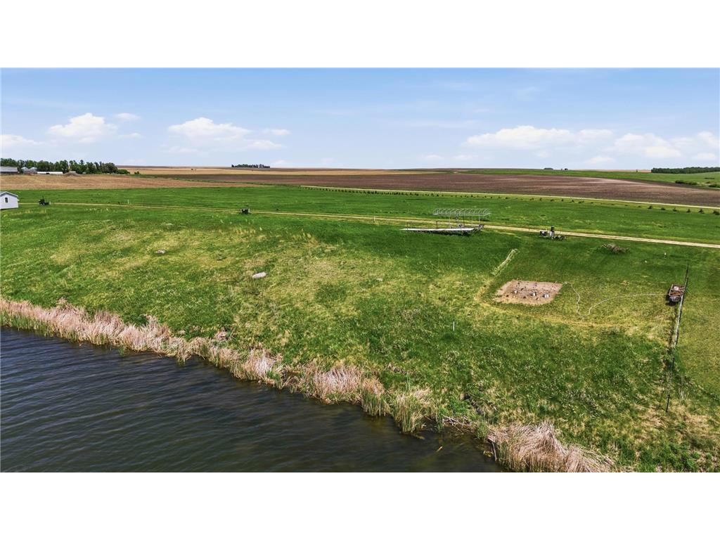 110 EULA MAE WOODWARD Parkway SW Milnor ND 58060 7079617 image11