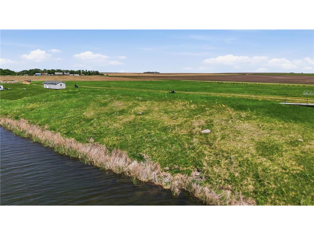 110 EULA MAE WOODWARD Parkway SW Milnor ND 58060 7079617 image12