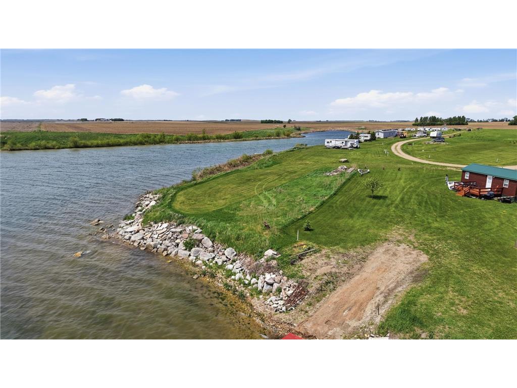 110 EULA MAE WOODWARD Parkway SW Milnor ND 58060 7079617 image17