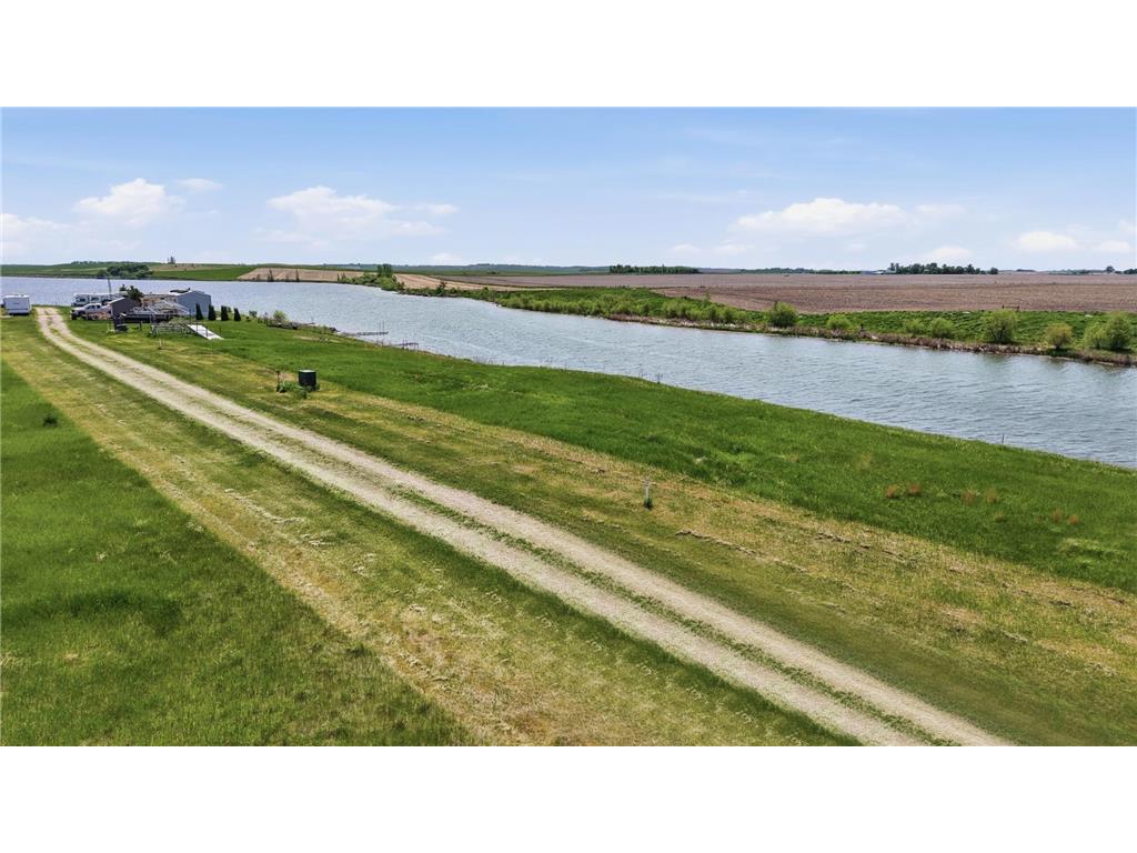110 EULA MAE WOODWARD Parkway SW Milnor ND 58060 7079617 image8