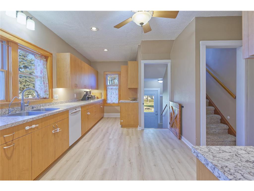 110 Fairlawn Avenue E Winsted MN 55395 6815882 image6