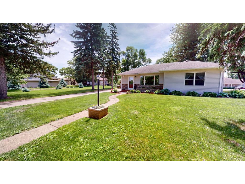 110 Hawthorne Street W Albert Lea MN 56007 7083079 image32