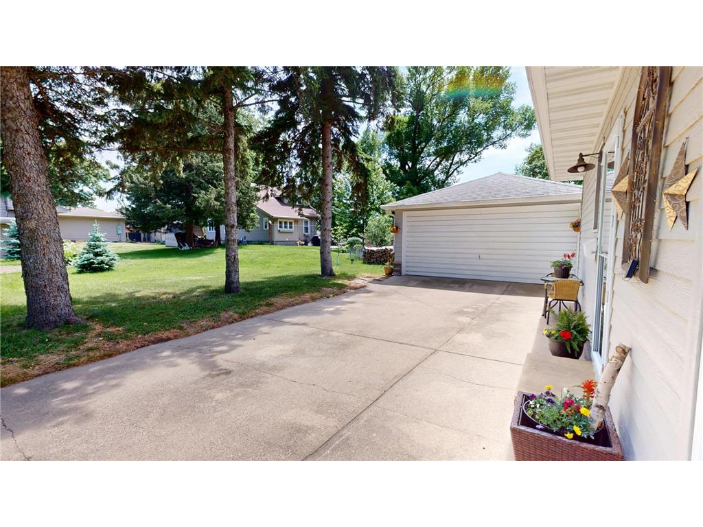 110 Hawthorne Street W Albert Lea MN 56007 7083079 image33
