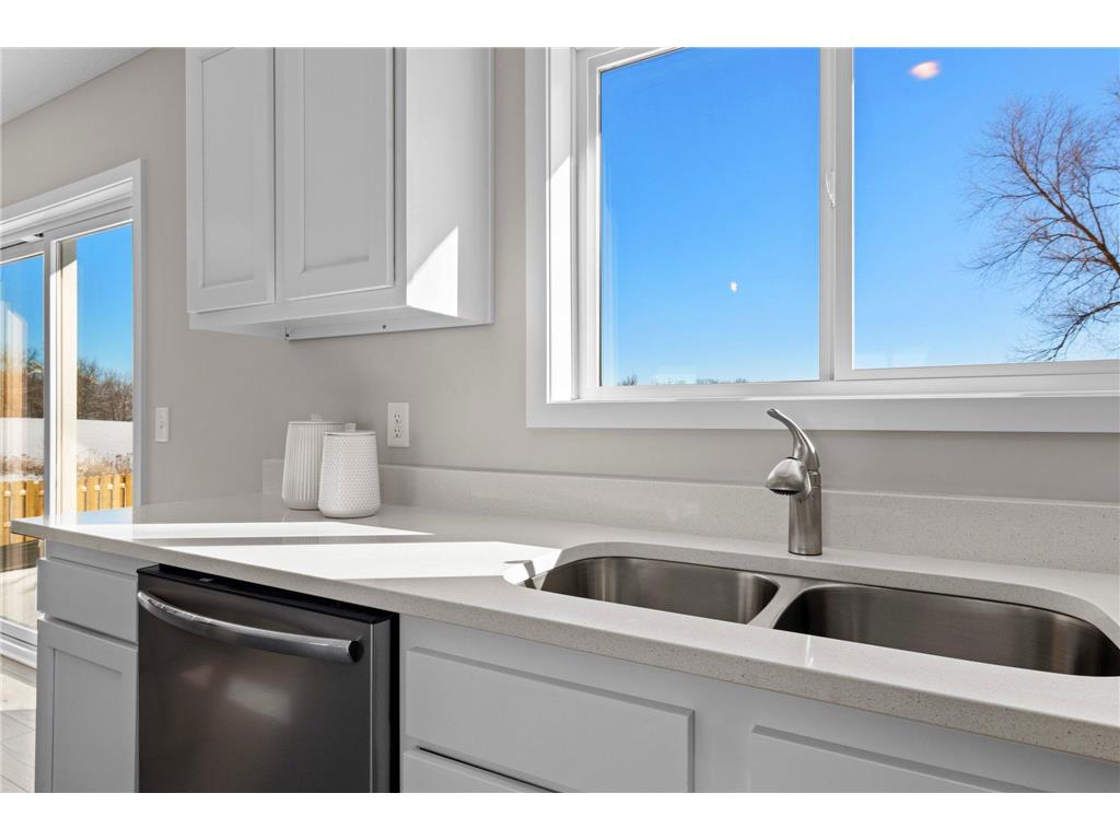 110 Maple Court Cannon Falls MN 55009 6751749 image14