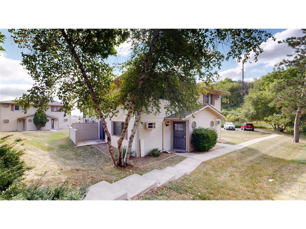 110 Meadow Run Drive SW #A Rochester MN 55902 6430403 image1