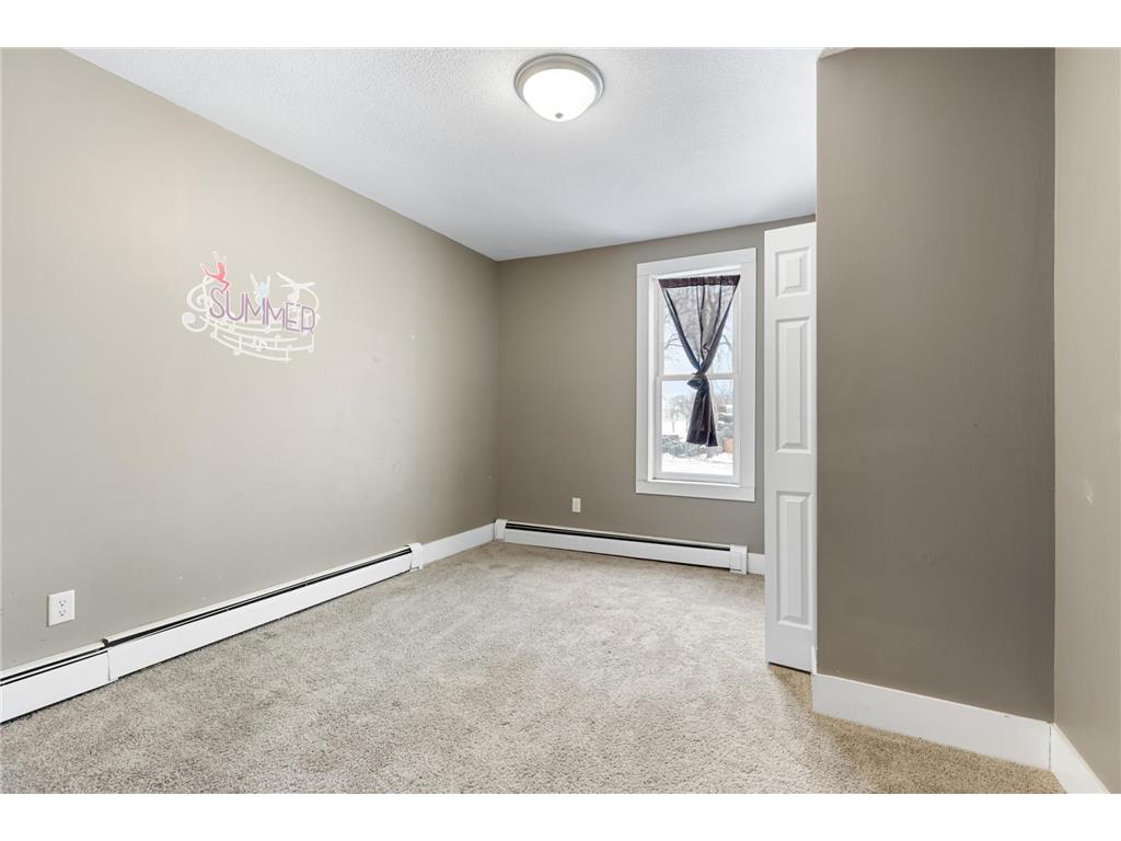 110 Mill Street W Winthrop MN 55396 7015056 image16