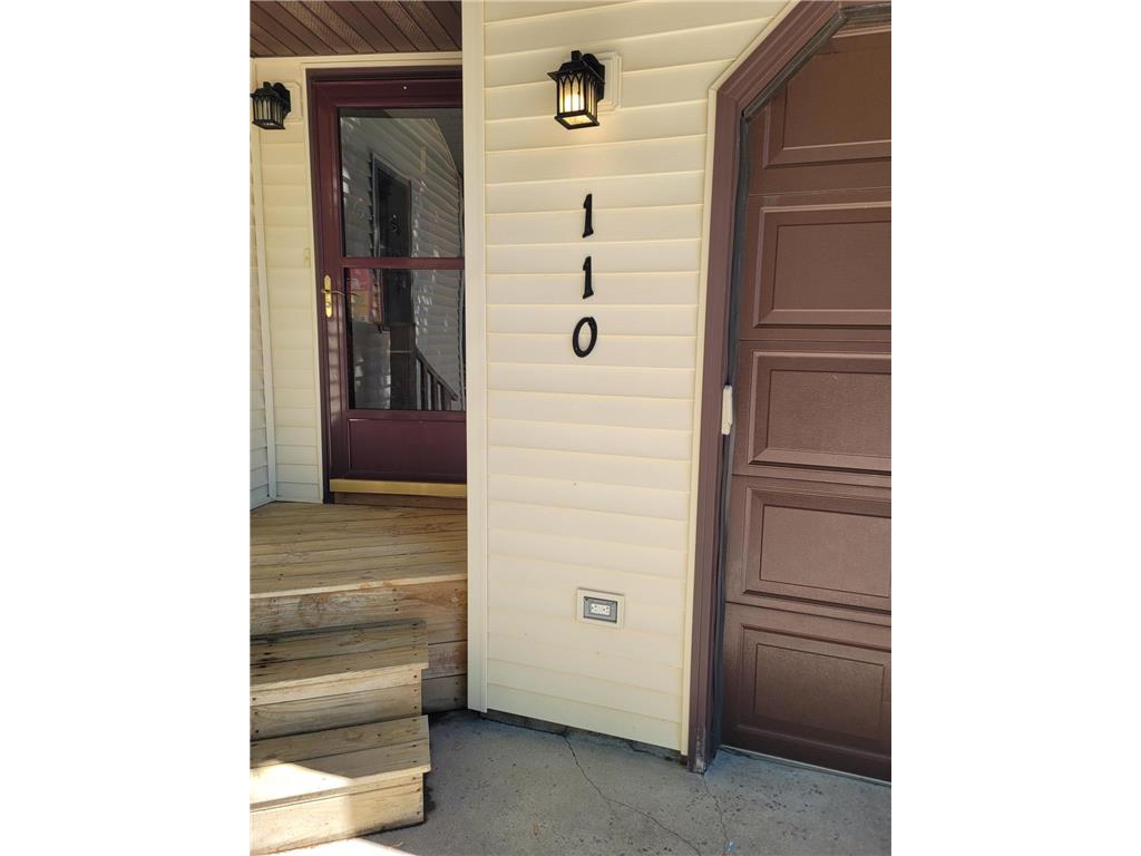110 N Grant Street Taunton MN 56291 6800673 image31