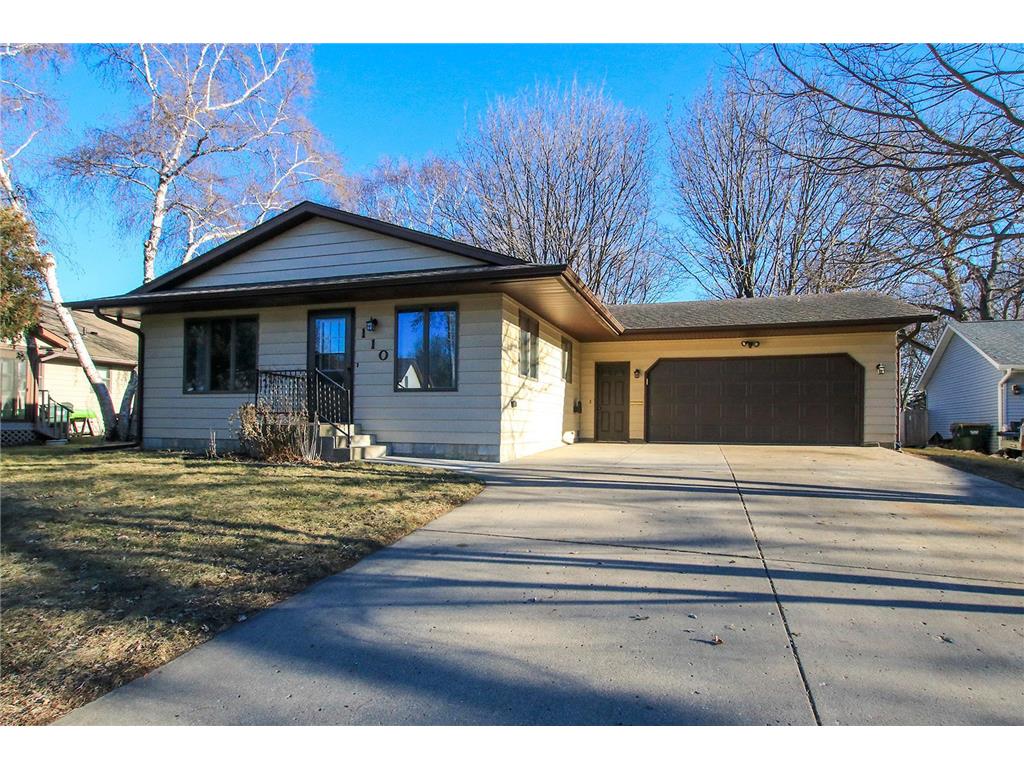 110 Oakland Avenue SE Hutchinson MN 55350 6485687 image1