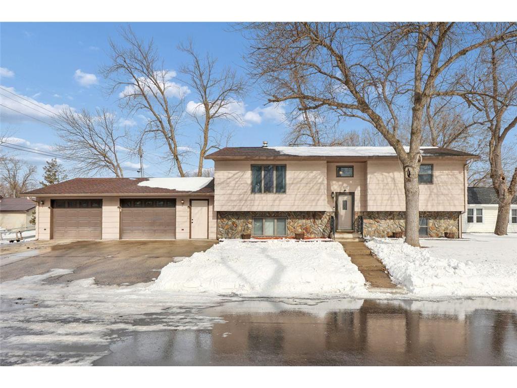 110 Park Avenue Lake Lillian MN 56253 7022429 image1
