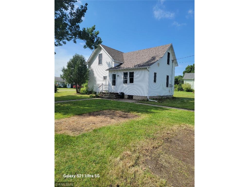 110 Pleasant Avenue E Clarissa MN 56440 6773011 image1